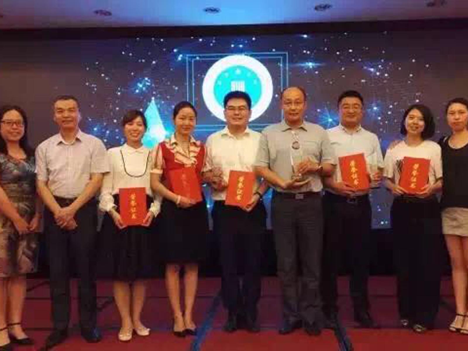 瀛和丹陽律師在技能大賽上榮獲佳績