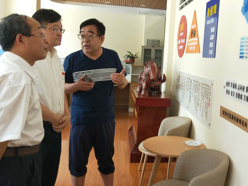 機(jī)遇與挑戰(zhàn)共存：臨汾市司法局領(lǐng)導(dǎo)蒞臨瀛和臨汾所指導(dǎo)工作