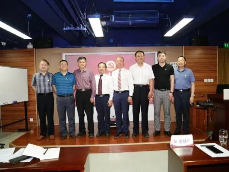 瀛和北京聘請(qǐng)政委 律所引入紅色管理