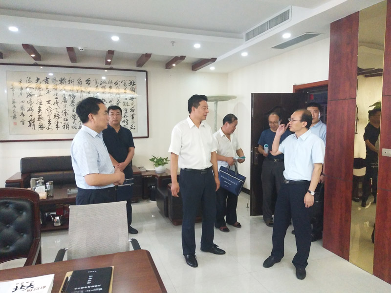 山西省司法廳副廳長曾濤等領(lǐng)導(dǎo)一行蒞臨山西瀛航