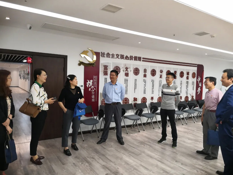 徐州市云龍區(qū)司法局、徐州市律師聯(lián)合支部蒞臨瀛蘇所視察