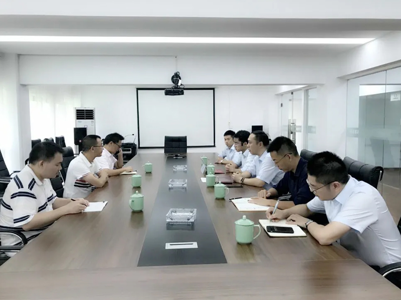 麗水市市委政法委副書記關(guān)勇剛一行蒞臨瀛和麗水所調(diào)研