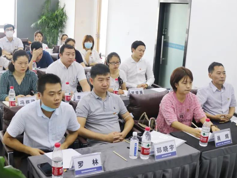 南岸區(qū)律師行業(yè)黨組織書記輪訓(xùn)第二課在瀛永所召開(kāi)